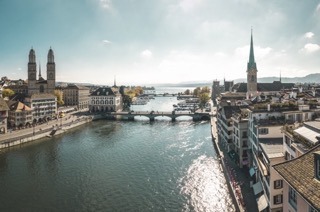 Klein_Mittel_ST_Zurich_aerial_view_63711_.jpeg